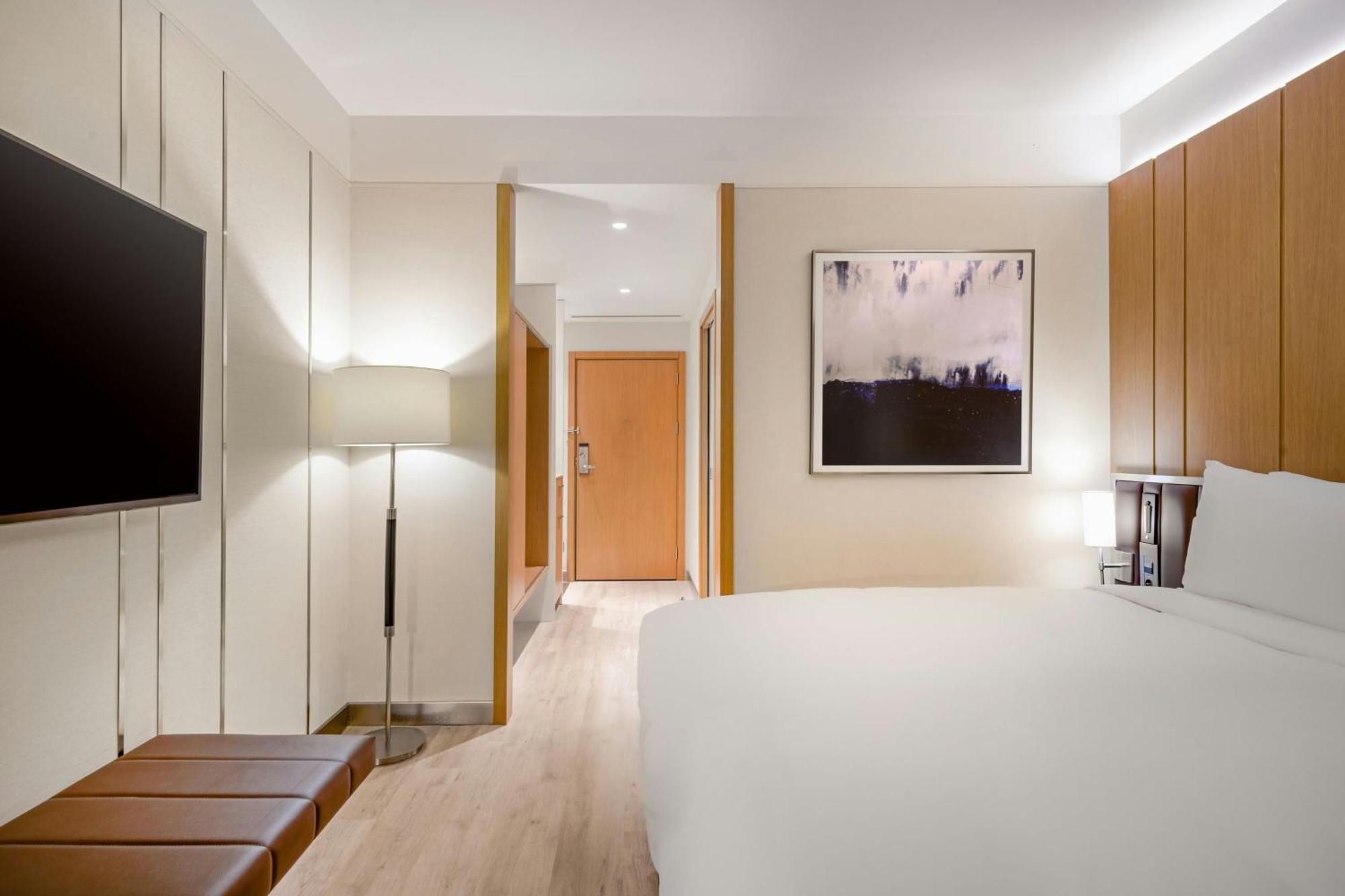 Ac Hotel By Marriott Saint-Julien-En-Genevois Bagian luar foto