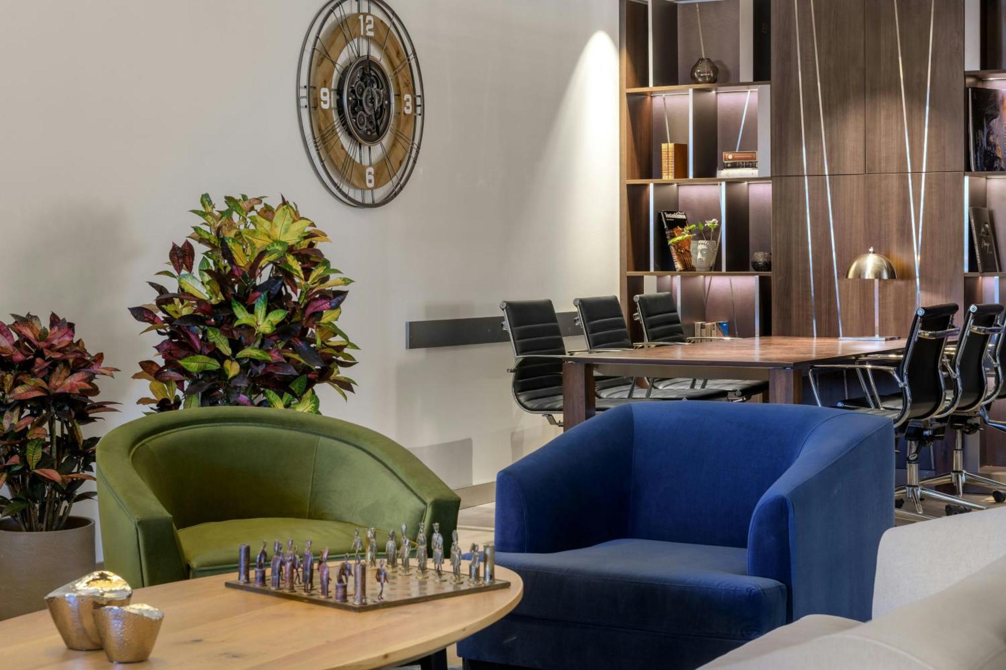 Ac Hotel By Marriott Saint-Julien-En-Genevois Bagian luar foto